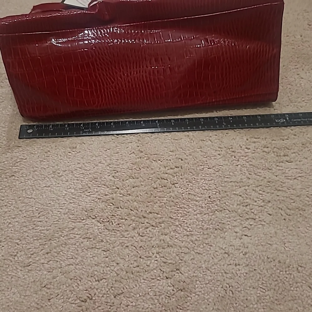 Elizabeth Arden Oversized Red Alligator Skin Faux Tote - Picture 5 of 15
